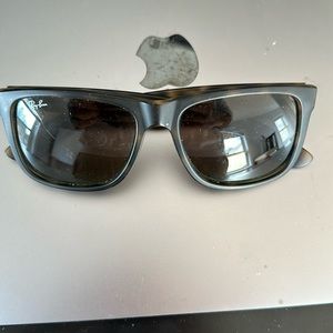 Ray Ban Justin sunglasses